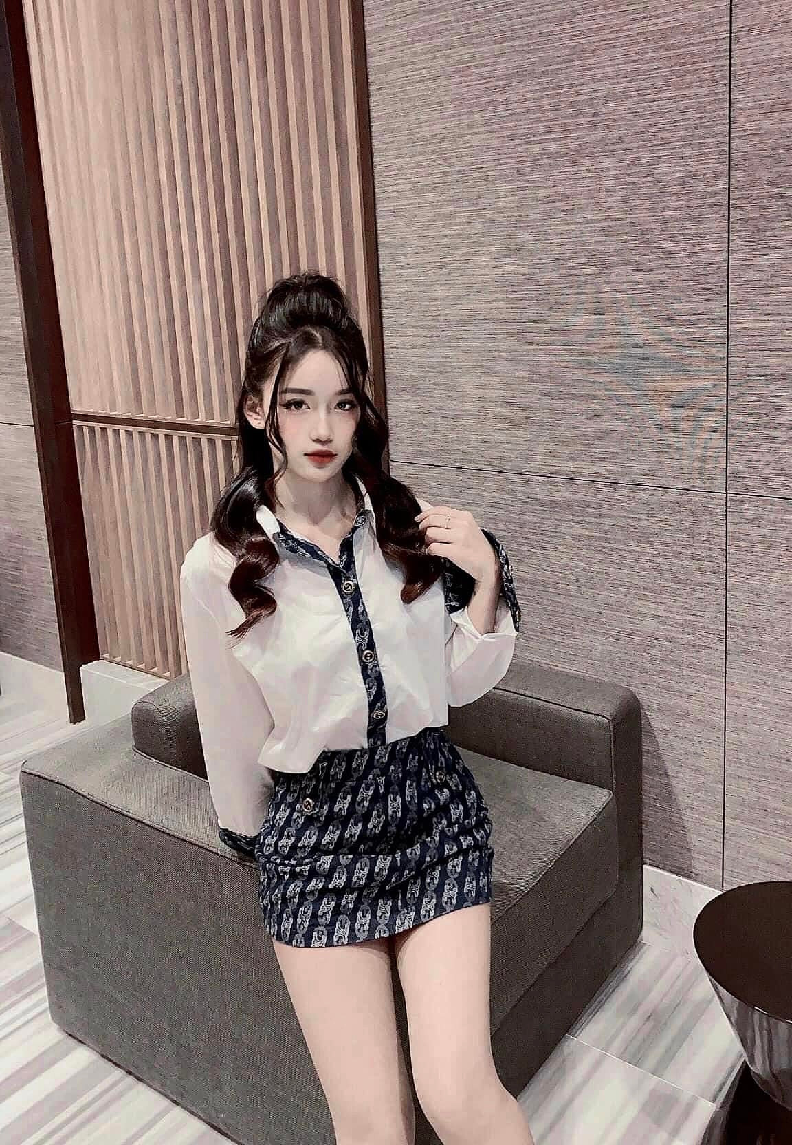 Dù ít đăng ảnh trên trang cá nhân nhưng bức ảnh nào cũng Minh Trang cũng thể hiện được thần thái.