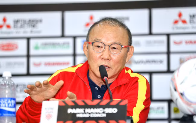 HLV Park Hang Seo khong ngai ap luc khi gap Indonesia o ban ket