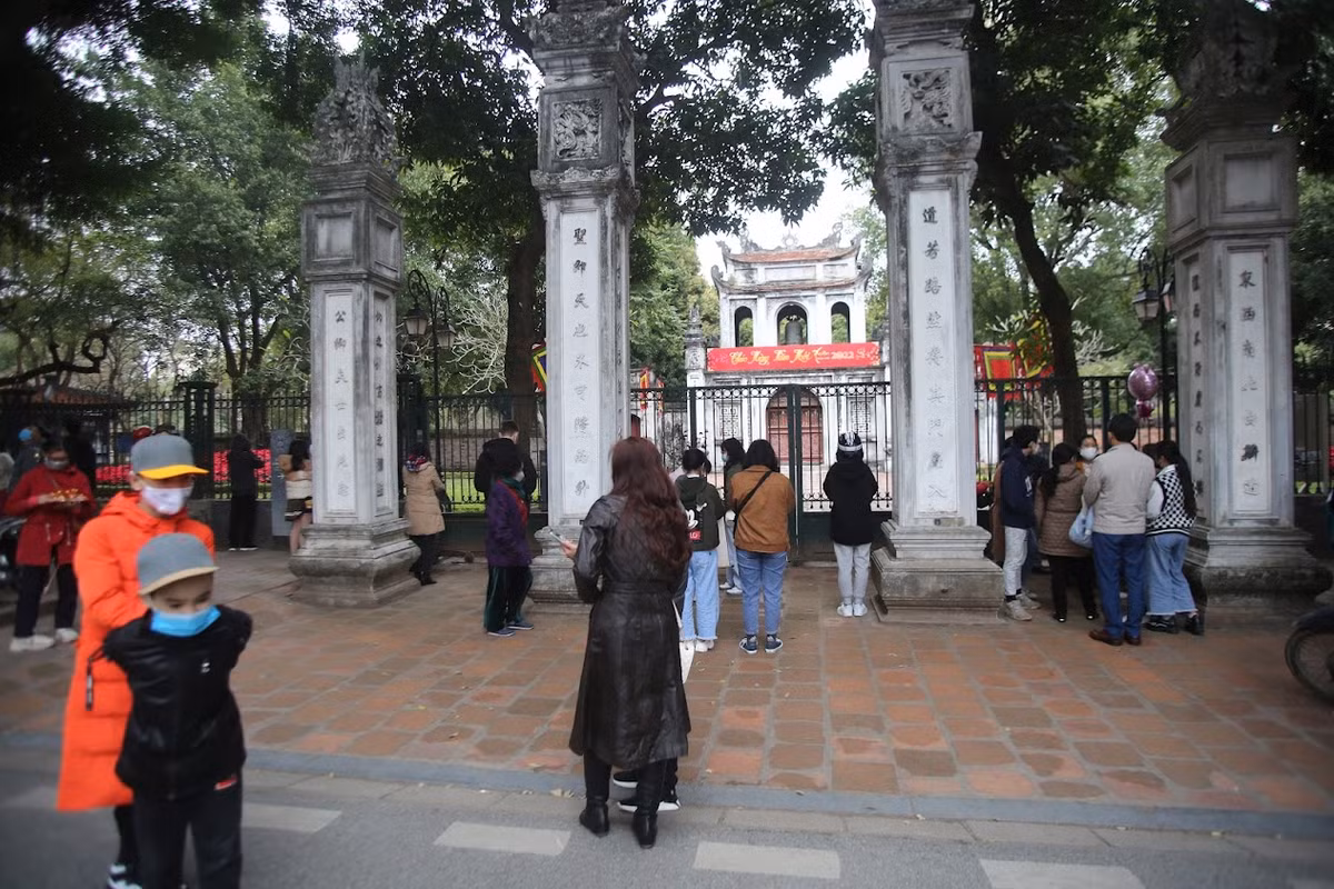 Cũng do tình hình dịch bệnh nên dịp Tết này, Văn Miếu đóng cửa.