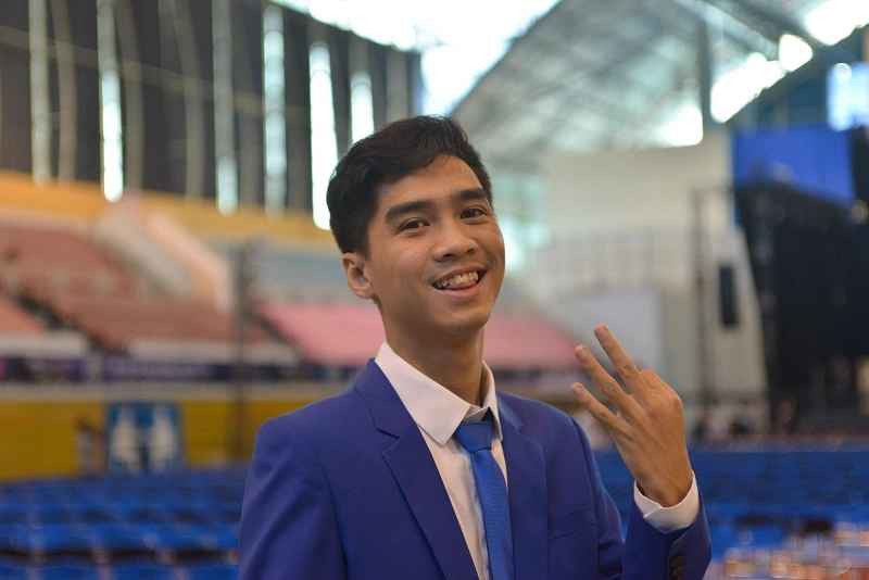 Theo tìm hiểu, Pewpew và vợ bắt đầu tìm hiểu nhau vào năm 2019 và không lâu sau đó nam streamer công khai hẹn hò với nàng trên mạng xã hội.