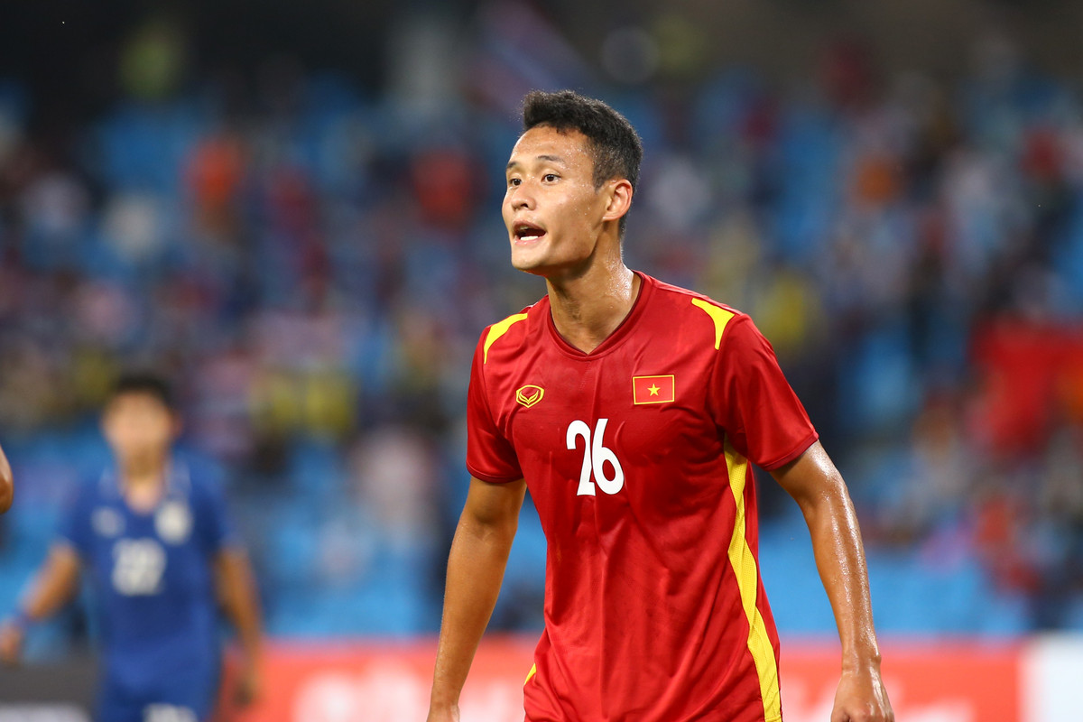 Tiền vệ Đoàn Anh Việt (sinh năm 1999) là một trong những cầu thủ có chiều cao nổi bật nhất của U23 Việt Nam, 1,86 m.