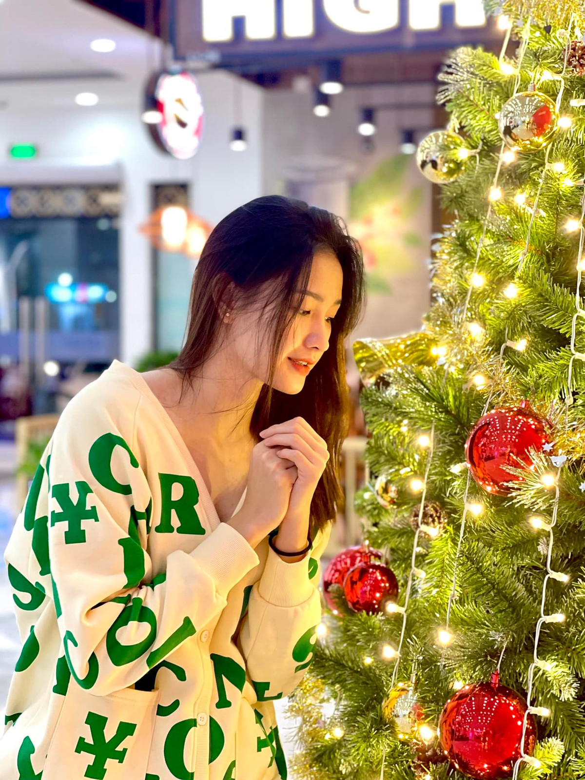 Ngoài bóng chuyền, Kim Thanh còn có thể chơi bóng rổ, bóng đá, những môn thể thao đề cao tinh thần đồng đội