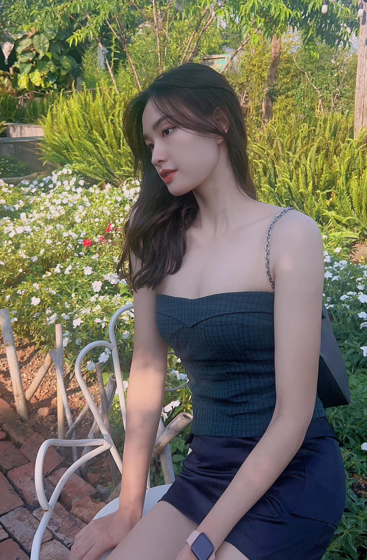 Ngoài đời, Kim Thanh được bạn bè đặt biệt danh “Xuka”. Cô có gu ăn mặc giản dị nhưng đầy nữ tính.