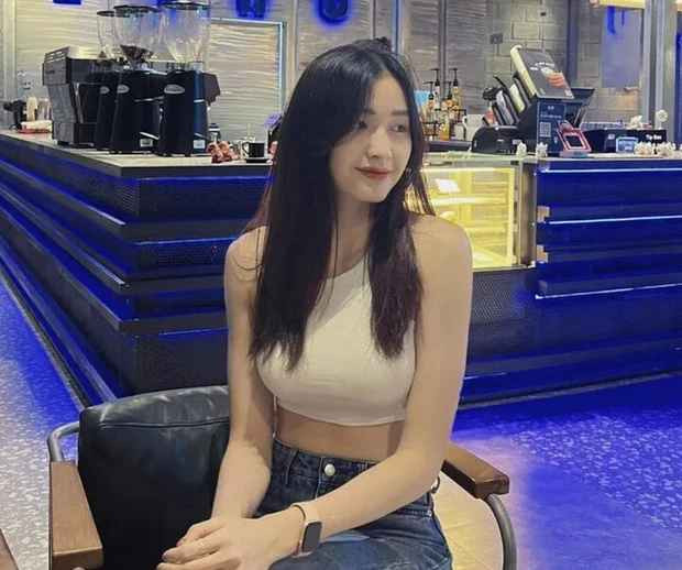 Sau khi tin đồn giải nghệ ở tuổi 24 của Kim Thanh được lan tỏa, trên mạng xã hội, nhiều fan đề nghị nữ VĐV bóng chuyền này tham gia các cuộc thi sắc đẹp giống như trường hợp của Đặng Thu Huyền.