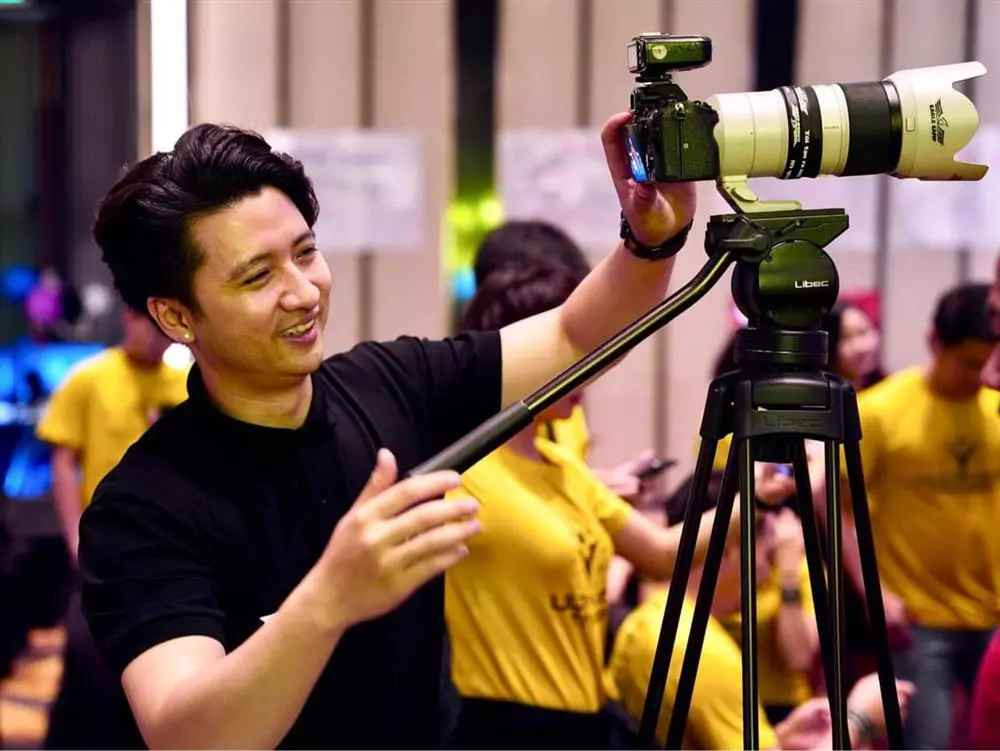 Chăm chú hơn vào công việc Trọng Hưng ít đề cập đến hôn nhân đình đám của mình với vợ cũ Âu Hà My.