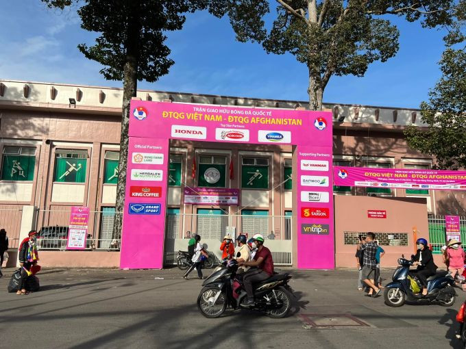 Tuan Hai toa sang, doi tuyen Viet Nam thang nhe 