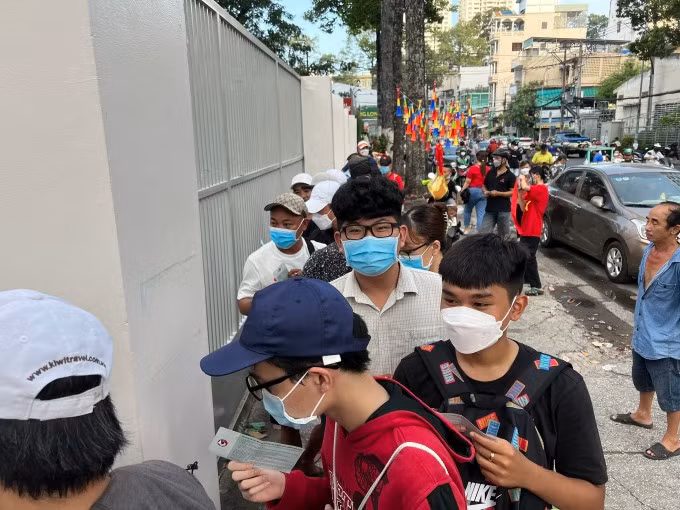 Tuan Hai toa sang, doi tuyen Viet Nam thang nhe 