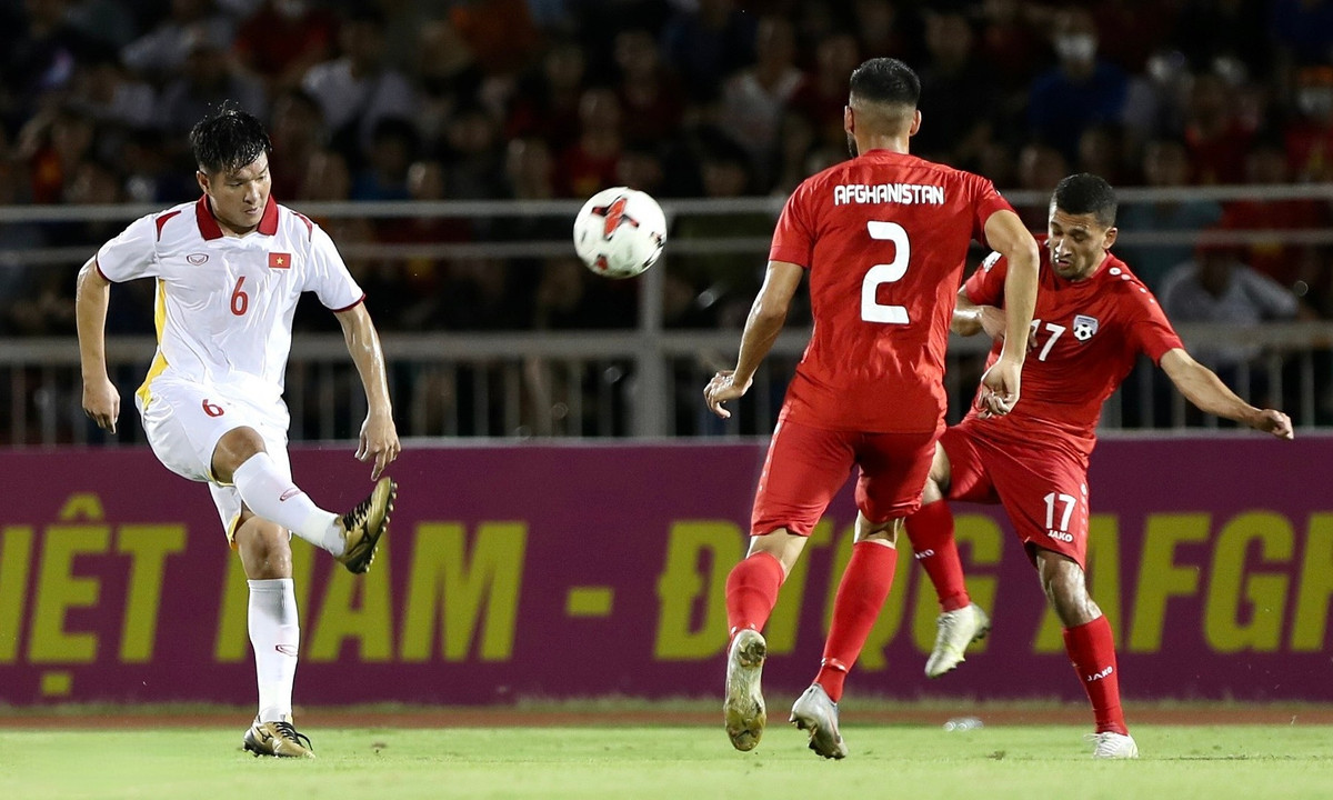 Tuan Hai toa sang, doi tuyen Viet Nam thang nhe 