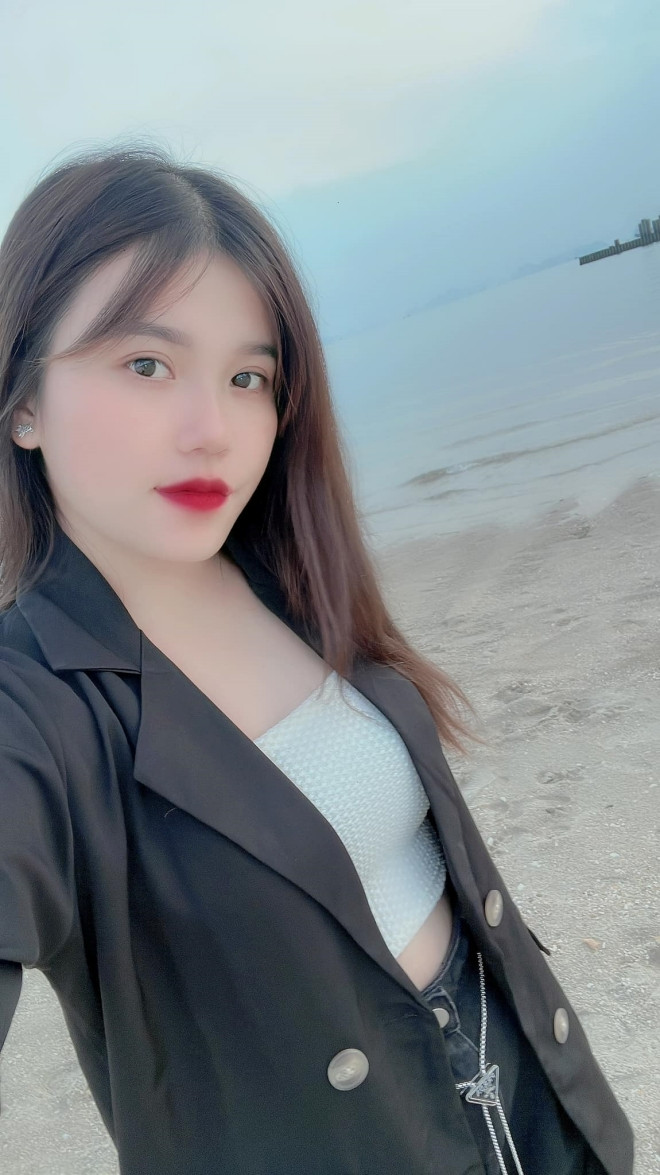 Thời điểm mới bắt đầu làm công việc sáng tạo nội dung, Thanh Lương thường đăng tải các video nấu ăn, làm món "siêu to khổng lồ" hay "troll" anh trai.