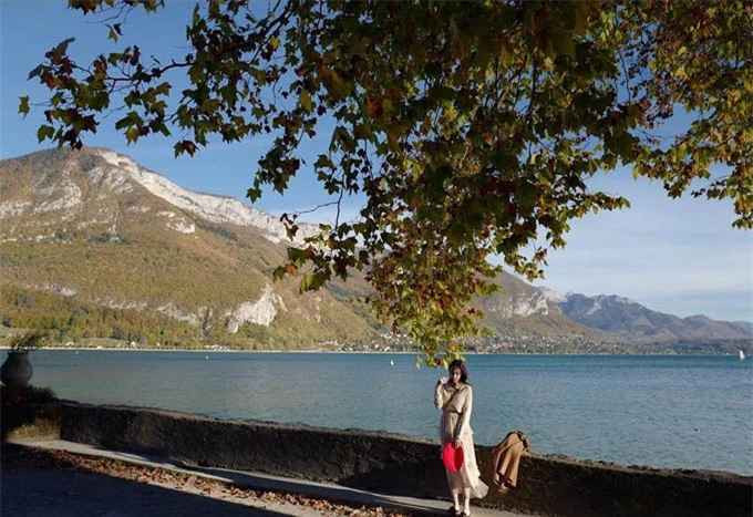 Năm 2016, Wu về thứ ba tại Giải vô địch điền kinh quốc gia khi đại diện cho đội Tứ Xuyên. Cô cũng giành HCĐ tại Đại hội thể thao toàn quốc ở Thiên Tân.