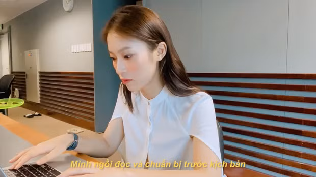 Đáp án cho câu hỏi một ngày làm việc ở VTV của Khánh Vy đã có câu trả lời thông qua một vlog vào cuối tháng 8 vừa qua.