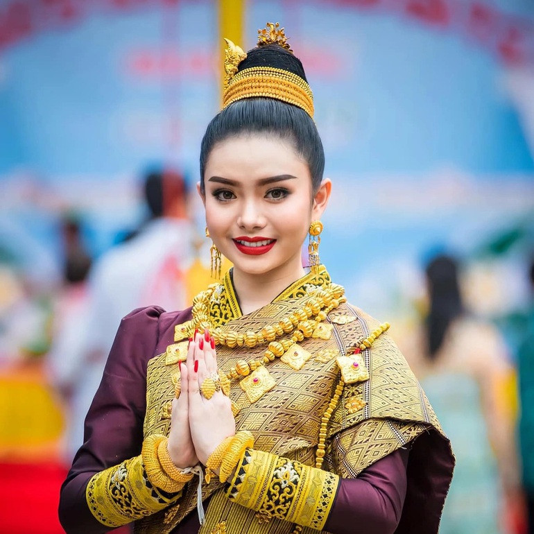 Không chỉ được các bạn lưu học sinh cùng ngành yêu mến, An Di còn nhận được rất nhiều tình cảm của các thầy cô giáo và các bạn sinh viên Việt Nam.