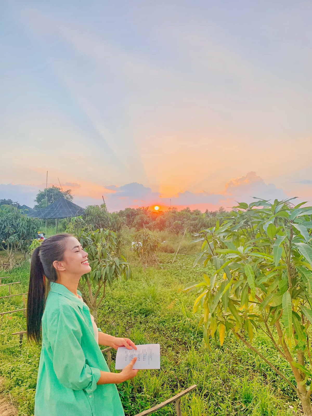 Năm 2020, Ngọc Thảo hạnh phúc khoe căn nhà mới trên mạng xã hội. Cách đó không lâu, cô nàng cũng đã rao bán căn nhà cũ với giá 2,7 tỷ đồng.