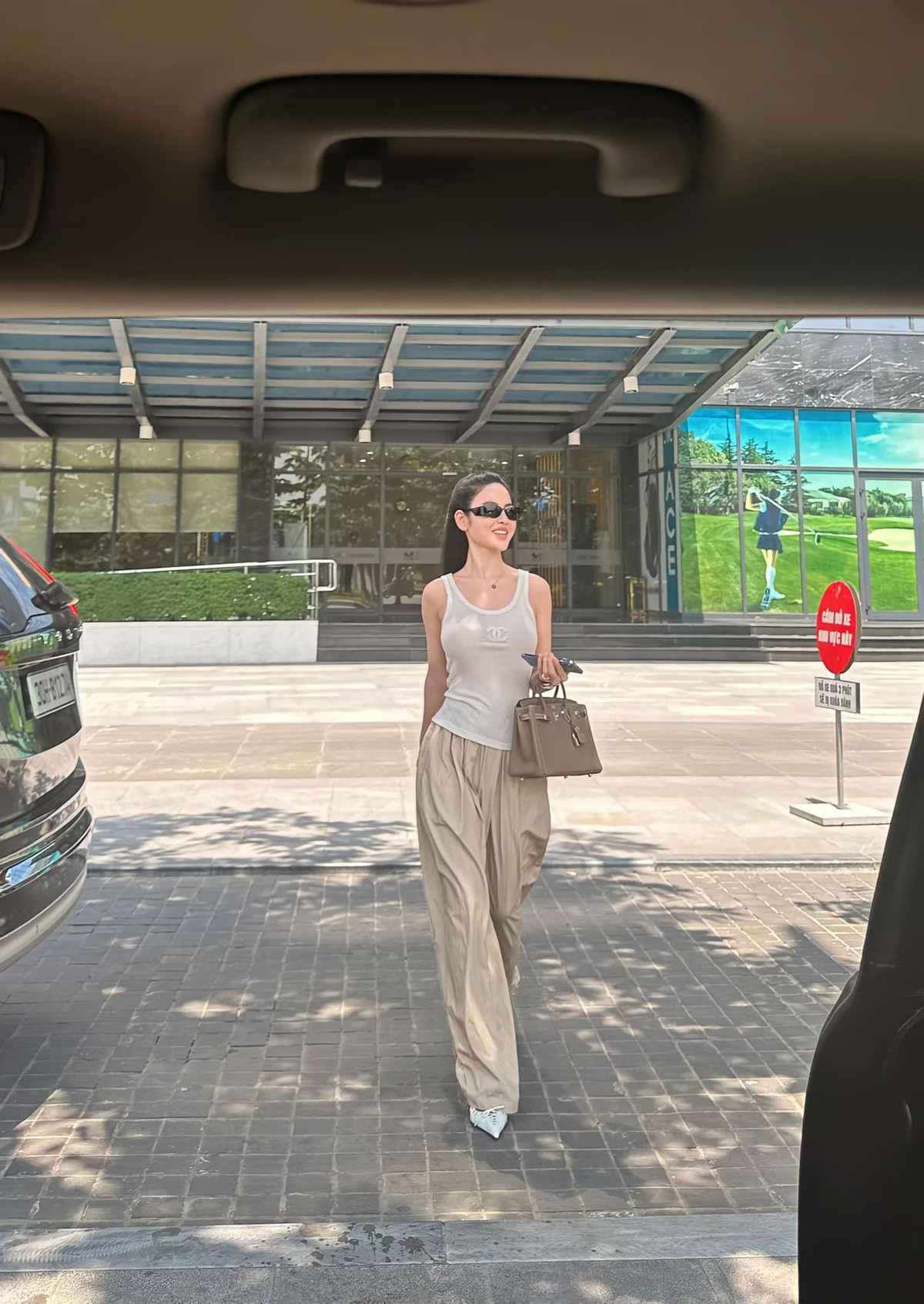 Tuy nhiên tất cả chỉ là chia sẻ của Chu Thanh Huyền mà chưa có bất cứ giấy tờ chứng minh nào.