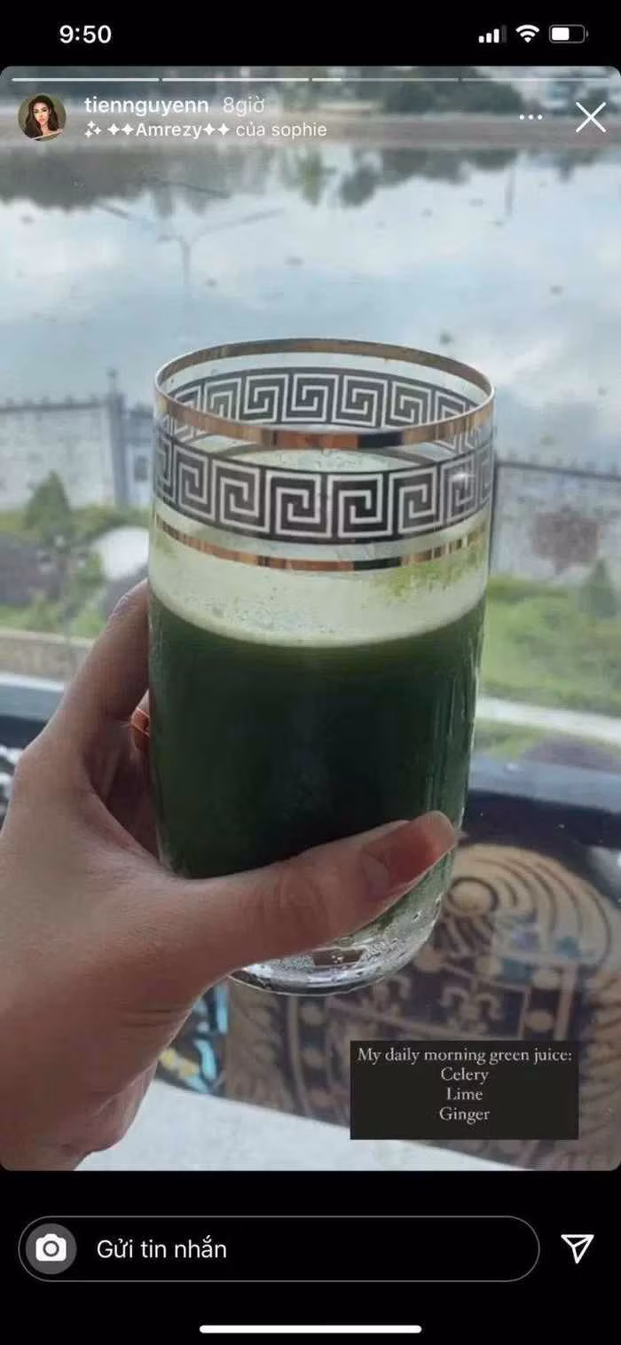 Mỗi sáng Tiên Nguyễn đều thanh lọc cơ thể bằng nước hoa quả.