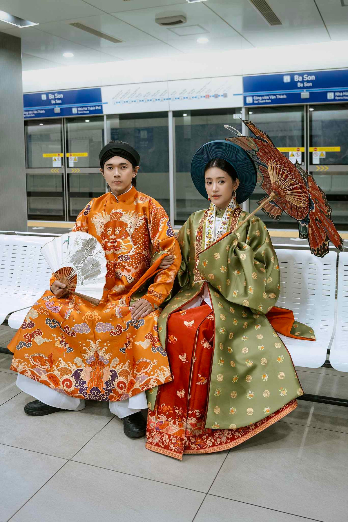 Không chỉ đẹp mắt, những bộ ảnh này còn mang tính nghệ thuật cao, lan tỏa thông điệp tích cực về sự phát triển đất nước song song với việc giữ gìn những giá trị văn hóa truyền thống.