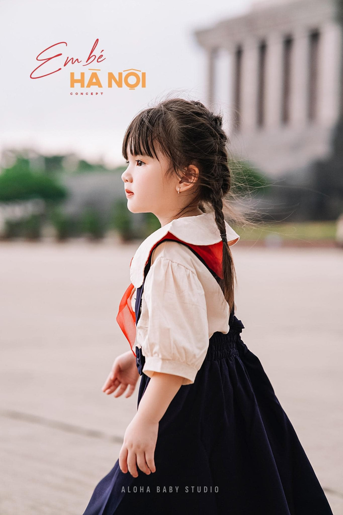 Theo tìm hiểu, cô bé có tên là Trương Bảo Anh (sắp tròn 4 tuổi và đang sinh sống tại Hà Nội).