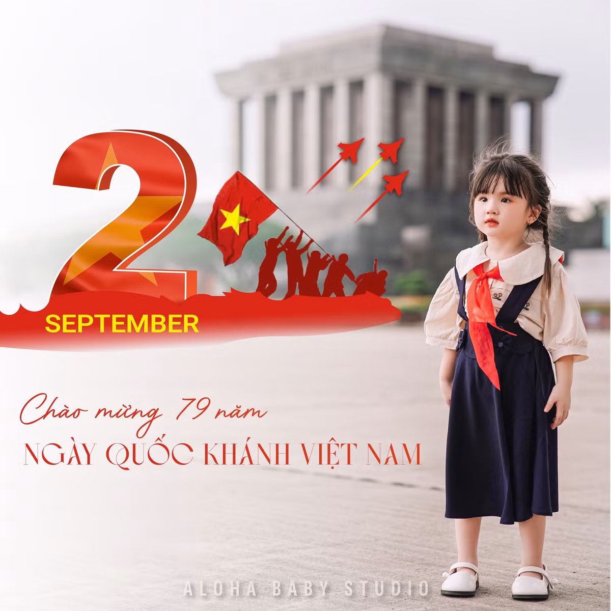 Việc đi quay cũng không ảnh hưởng nhiều đến học tập của con, ở độ tuổi của con vẫn còn học ít, vậy nên hôm nào quay ngày thì tối về mẹ con sẽ giúp con học ở nhà.