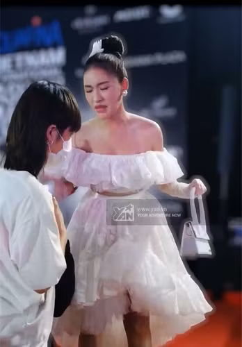 Thậm chí có một vài bình luận còn nhận xét diện mạo mới của Thanh Tâm giống với Đức Phúc khi anh mới phẫu thuật thẩm mỹ.