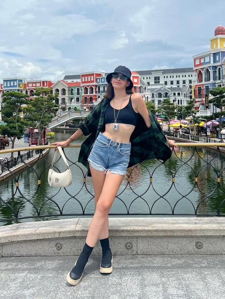 Vượt qua mọi khó khăn, An Tây vẫn mạnh mẽ để đi theo con đường mình đã chọn là nghệ thuật.