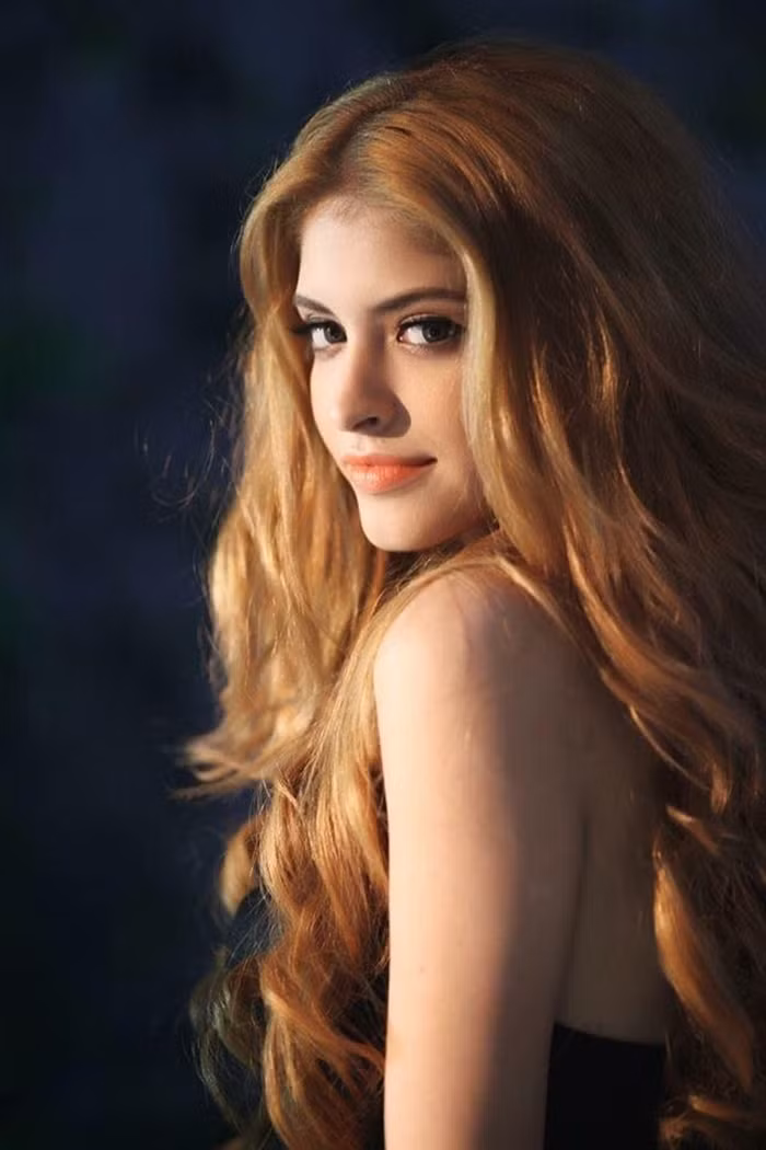 Sở hữu body đẹp, với số đo 82-60-90 nên An tự tin theo đuổi phong cách thời trang gợi cảm. Trên trang cá nhân của mình, cô không ngần ngại đăng tải những bức ảnh ăn mặc táo bạo và tất nhiên nhận về nhiều lời khen chê từ người hâm mộ.