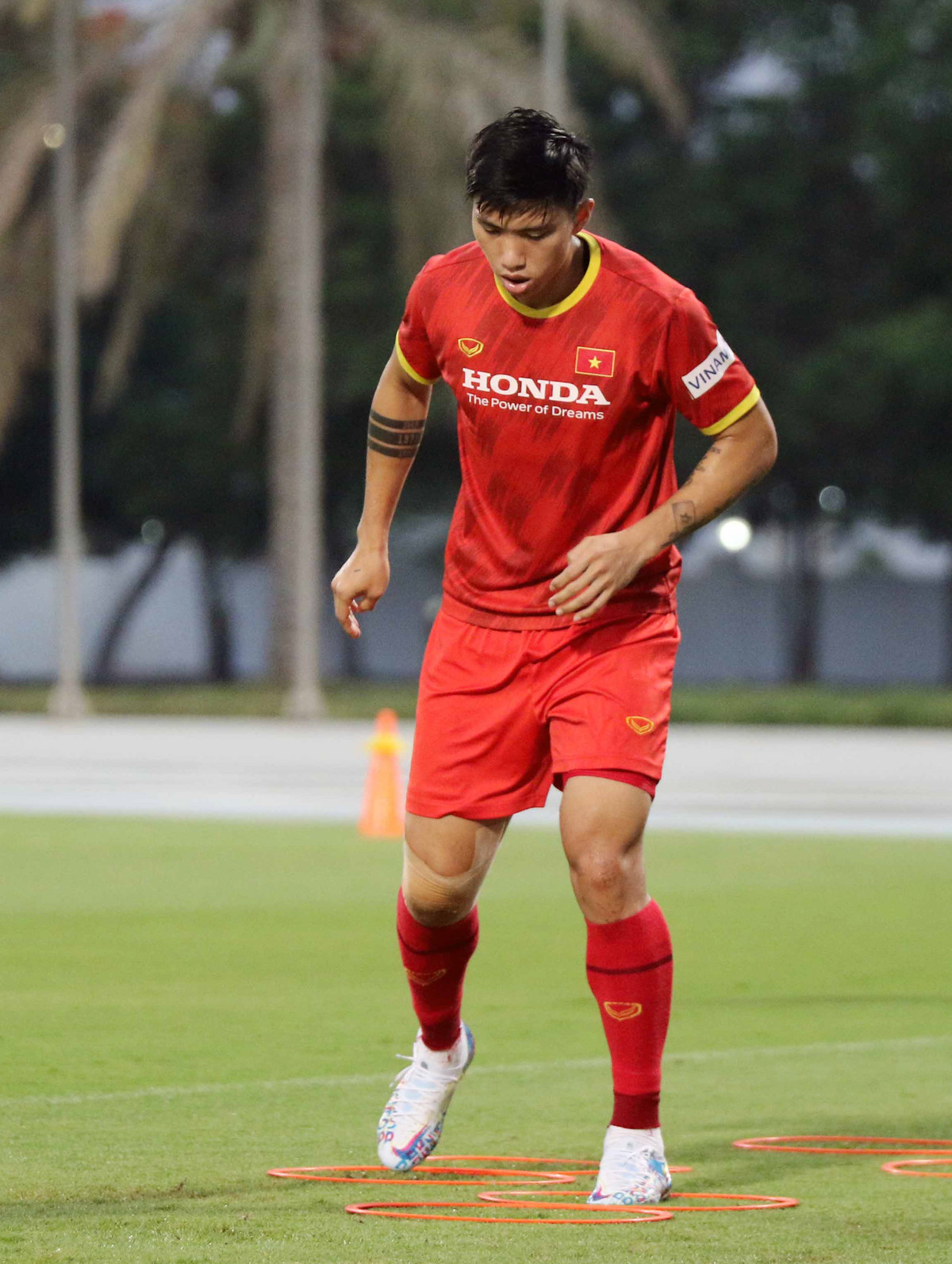 Hiện chưa rõ thời điểm Văn Hậu tập luyện trở lại vào thời gian nào, nhưng CLB Hà Nội hy vọng cầu thủ quê Thái Bình có thể kịp hồi phục trước khi mùa giải 2022 bắt đầu.