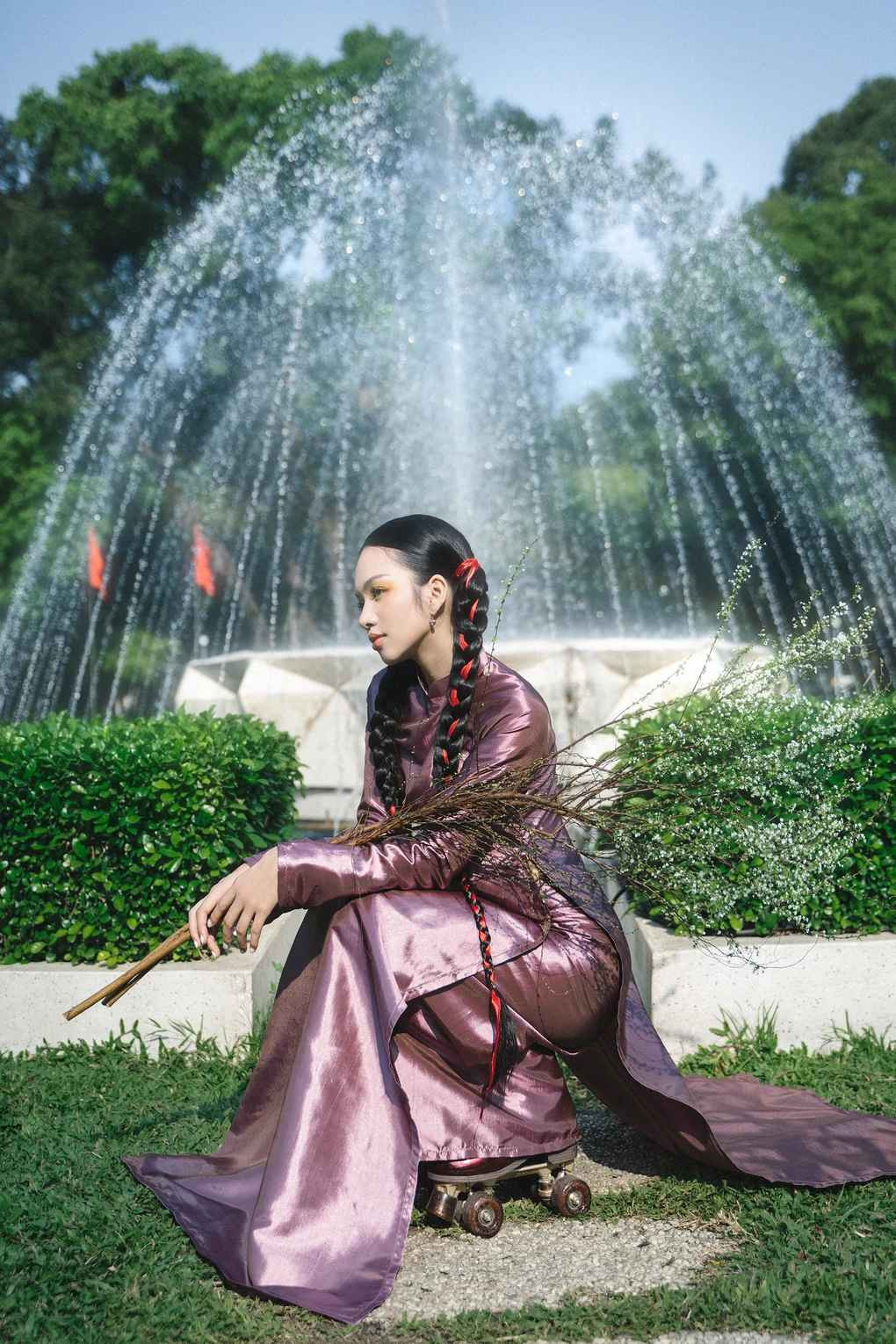 "Hot girl Vietnam Idol" nhấn mạnh đây không chỉ đơn thuần là bộ ảnh Tết mà qua đó, cô muốn bày tỏ tình yêu quê hương, đất nước và sự gìn giữ, trân trọng đối với những giá trị truyền thống, văn hóa tốt đẹp của các thế hệ đi trước qua góc nhìn đầy cá tính, khác biệt của một người trẻ gen Z.