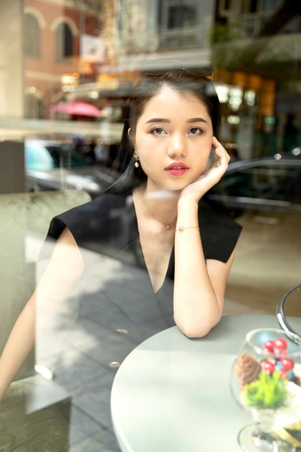 Ánh Thơ lựa chọn ngành Quản trị kinh doanh bởi đây là chuyên ngành cô mong muốn theo đuổi: "Khi mới tốt nghiệp cấp 3, mình lựa chọn ngành với hy vọng khám phá một bức tranh tổng quát về doanh nghiệp, tầm nhìn hệ thống và tư duy thiết kế; có thể tối đa hóa cơ hội nghề nghiệp sau này...