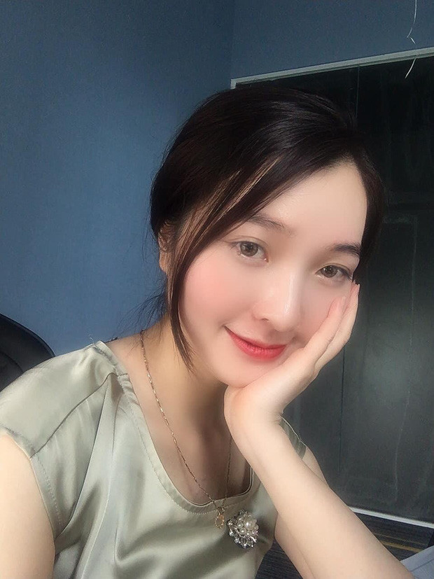 Chứng kiến trong vòng thời gian ngắn, liên tục xuất hiện các cô giáo vừa dạy học vừa livestream chơi game, netizen để lại ý kiến cho rằng: "Rồi ai cũng sẽ trở thành streamer thôi!".