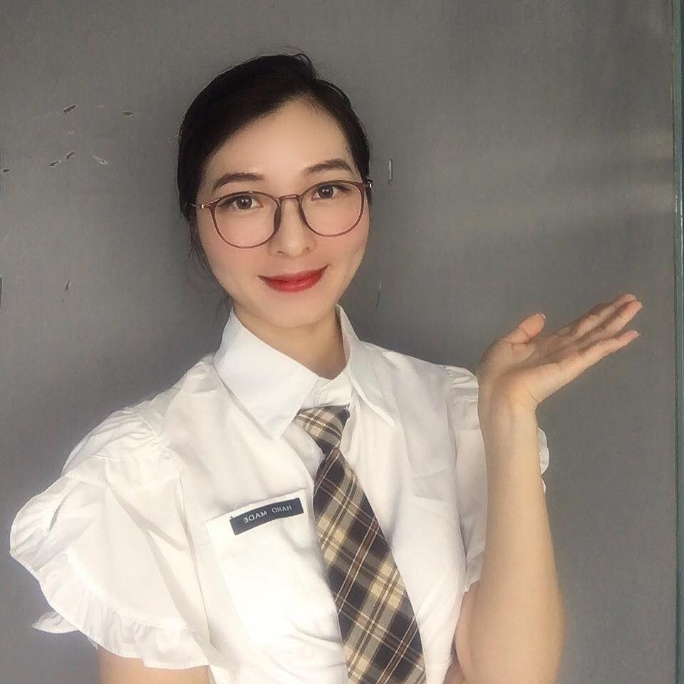 Xã hội ngày càng hiện đại, các nền tảng mạng xã hội trở nên phổ biến thì streaming đang dần trở nên phổ biến hơn trong thời đại hiện nay. Bất kỳ ai cũng có thể trở thành streamer, dù là đang làm công việc gì.