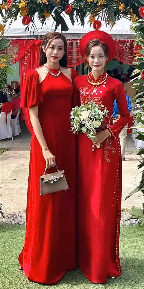 Lương Mỹ Kỳ khiến nhiều người khó chịu khi phạm phải 2 điều cấm kị khi lên đồ đi đám cưới.