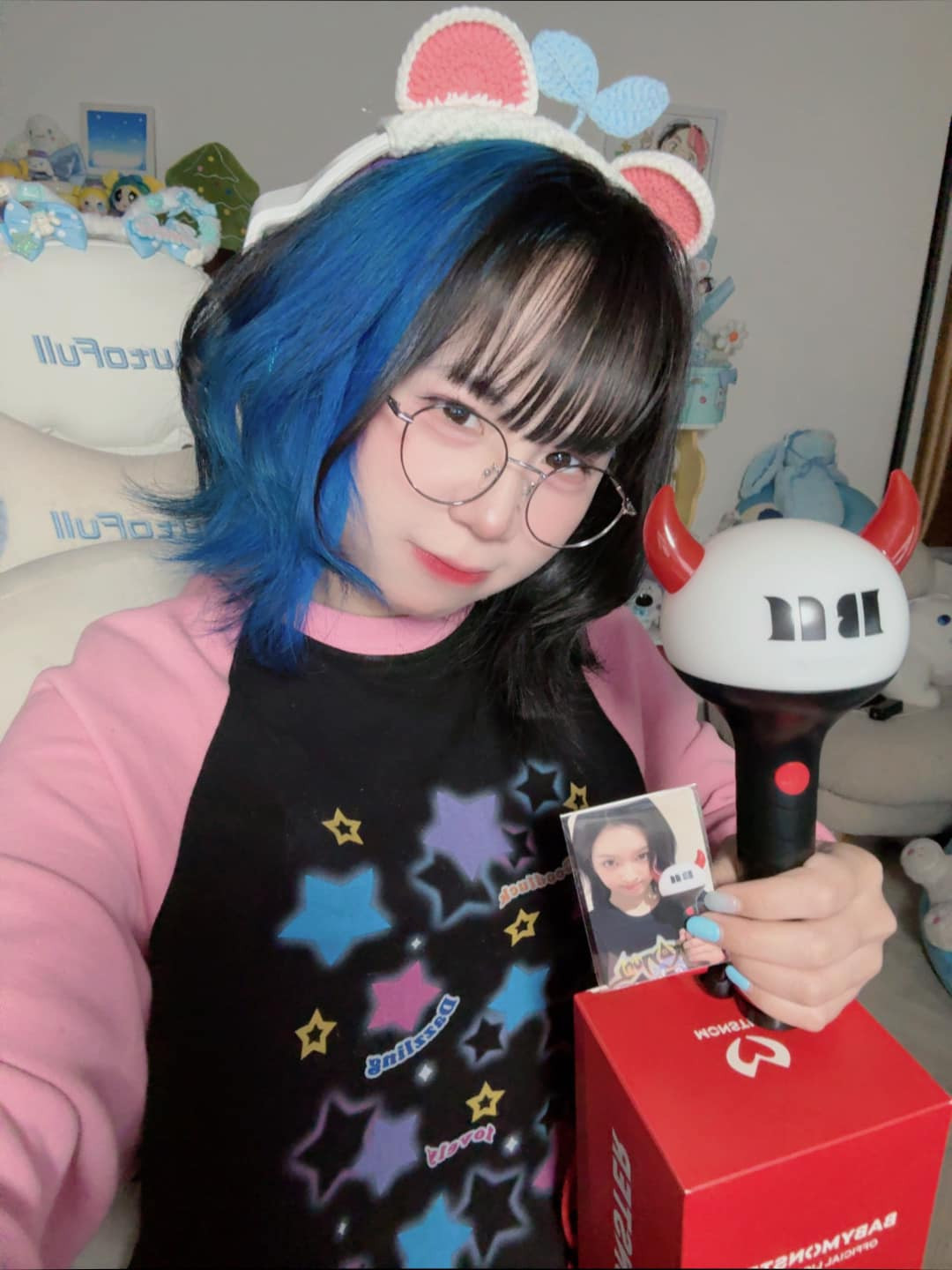 Hiện tại, có thể thấy Mèo Simmy đã thành công định hình được phong cách cá nhân. Cô nàng vẫn duy trì hoạt động livestream đều đặn và giữ cho bản thân một tệp fan trung thành.