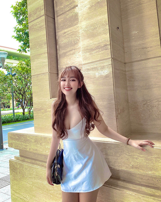 Trúc Quỳnh muốn hướng bản thân theo con đường nghệ thuật. Tương lai, cô mong có thể hợp tác với một công ty giải trí nào đó, từ đó định hình phong cách cụ thể cho mình.