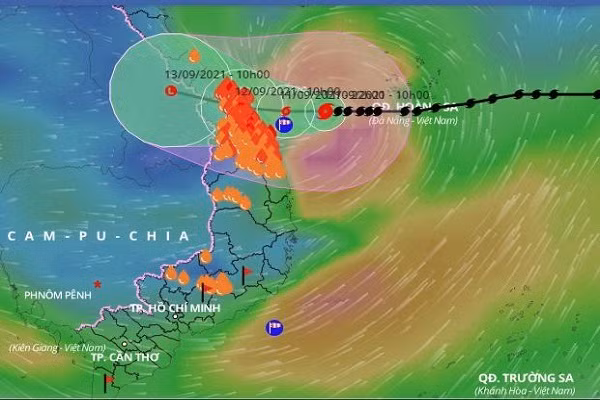 Bao Con Son bat dau quan thao dat lien, mua dinh diem tu dem nay