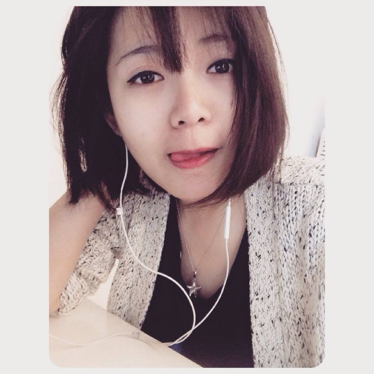 Mỗi lần đăng ảnh là Tú Linh lại nhận được hàng nghìn lượt thích bởi vẻ ngoài xinh đẹp.