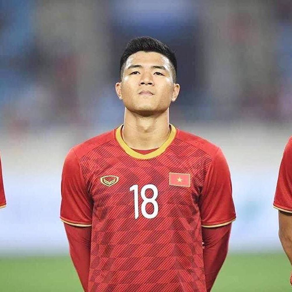 Đức Chinh luôn nỗ lực để thể hiện bản thân trong khóa đào tạo, năm 2015 anh lên đội tuyển quốc gia tham dự thi đấu chung kết U19 Đông Nam Á và nhanh chóng nhận được tấm vé tham dự VCK U19 Châu Á năm 2016. Chinh luôn là cái tên sáng giá, được giới chuyên môn đánh giá cao, anh ghi 7 bàn cho đội tuyển và thành công giành về chức vô địch U19 Đông Nam Á.