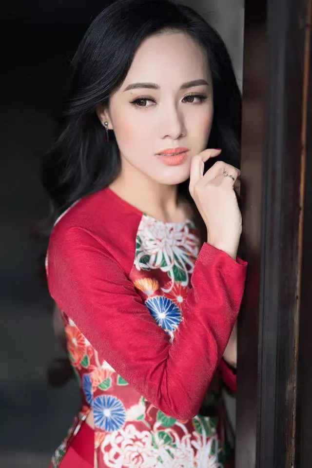 Đáp lại tình cảm từ mọi người, nữ MC không quên gửi lời cảm ơn.