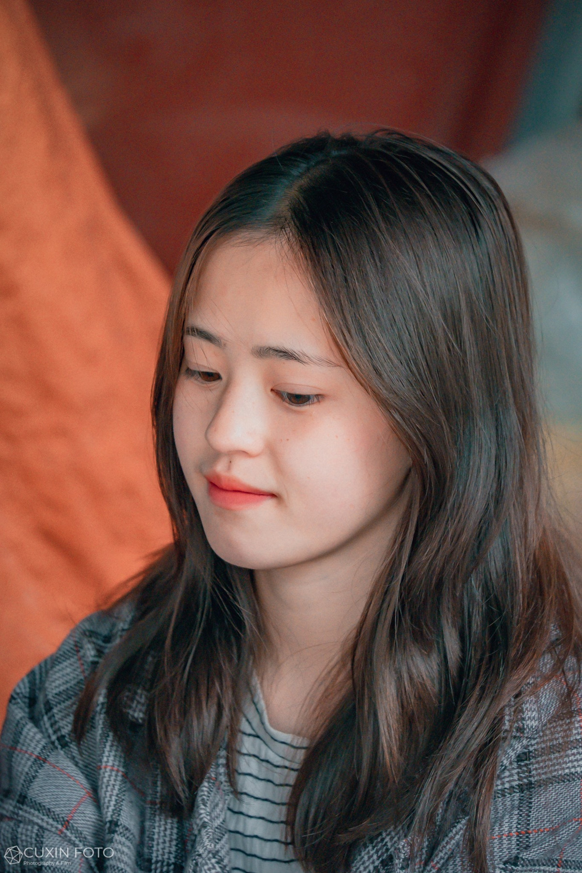 Vàng Thị Sinh chia sẻ, dù việc nổi tiếng cũng tạo nhiều cơ hội công việc cho cô nhưng vì đam mê du lịch và yêu quê hương mình, cô sẽ tiếp tục học và rèn luyện để trở thành hướng dẫn viên chuyên nghiệp.