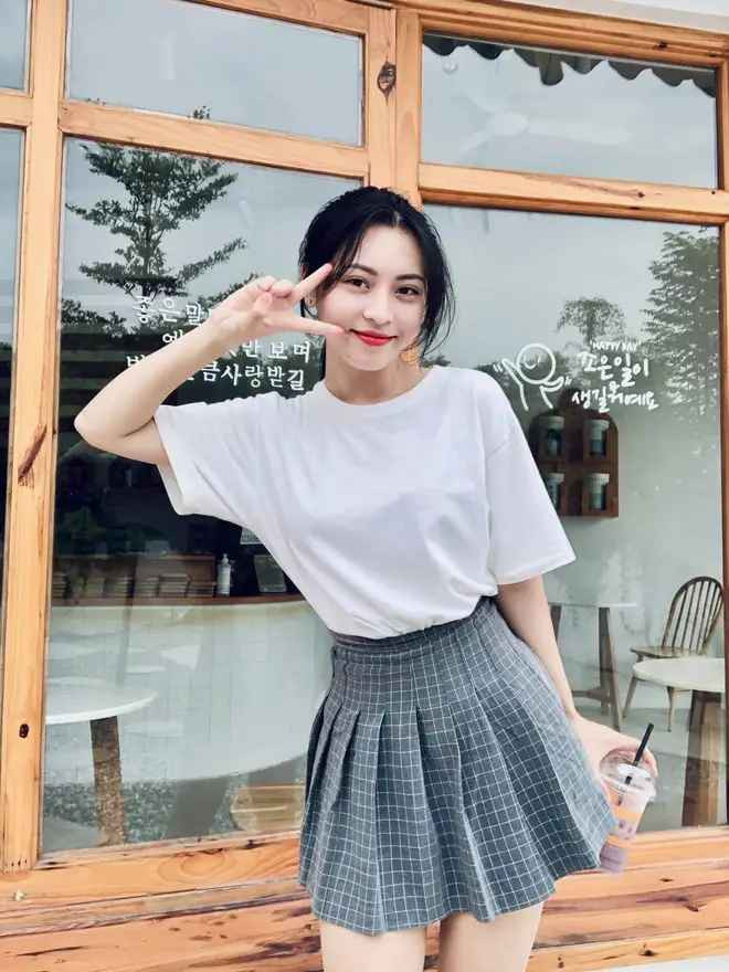 Theo chia sẻ của Thanh Thư, yêu cầu với công việc tình nguyện viên lễ tân tại SEA Games 31 không quá khắt khe, chỉ cần ngoại hình ưa nhìn, cao ráo và khả năng giao tiếp tốt.