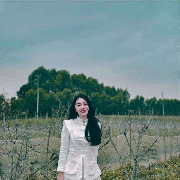 Nhan sắc hút hồn, gây thương nhớ của nàng Wags được nhận xét là xinh nhất trong dàn bạn gái của lứa U22 Việt Nam hiện tại