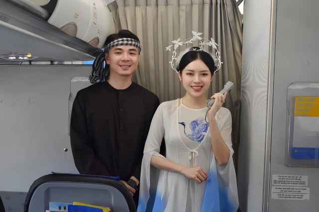 Chưa dừng lại ở đó, hình ảnh của Phan Quế Chi còn xuất hiện trong một hội nhóm tuyển chân dài bí ẩn.