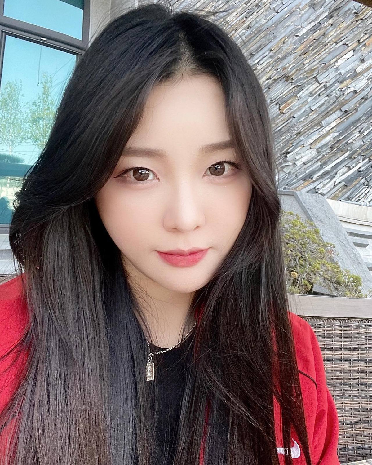 Nếu tiếp tục theo đuổi hướng đi mới mẻ này, Celia hoàn toàn có thể vươn tầm và trở thành một trong những gương mặt nổi bật trong làng streamer IRL.