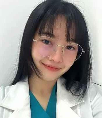 Sau SEA Games 29 (không giành huy chương), Lyna Chhoeung nghỉ thi đấu để tập trung cho việc học.