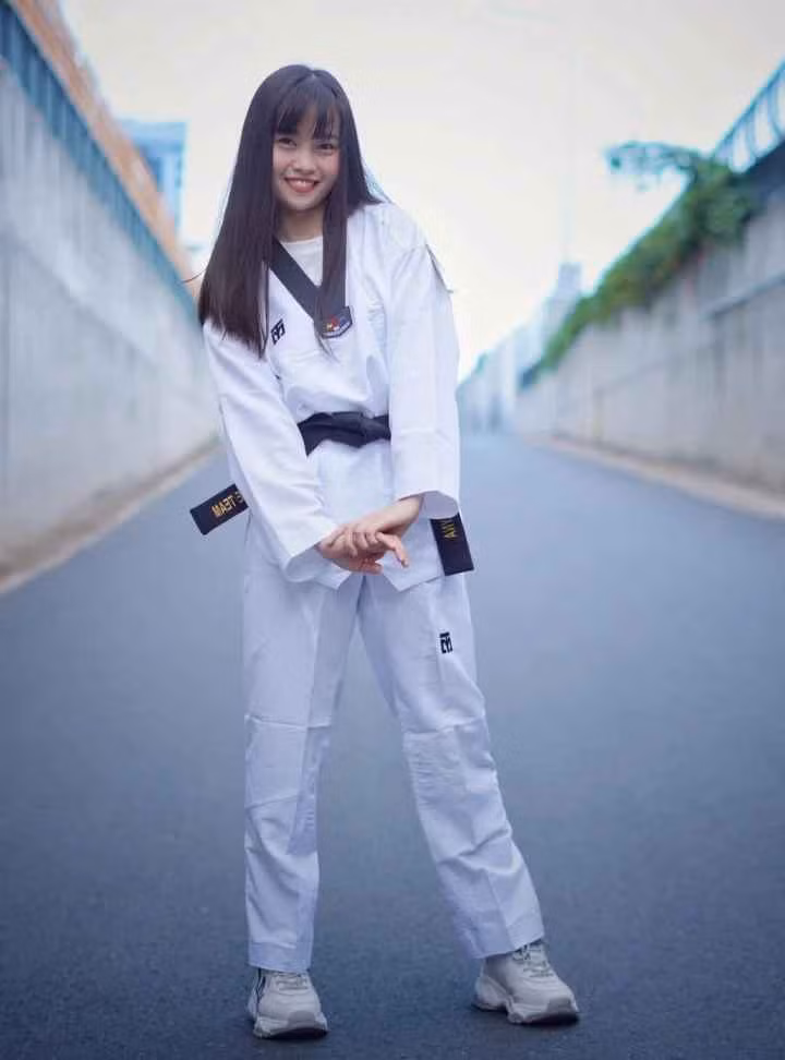 Lyna Chhoeung vừa tập huấn ở Hàn Quốc trước khi về Campuchia thi đấu SEA Games với mục tiêu giành huy chương vàng.