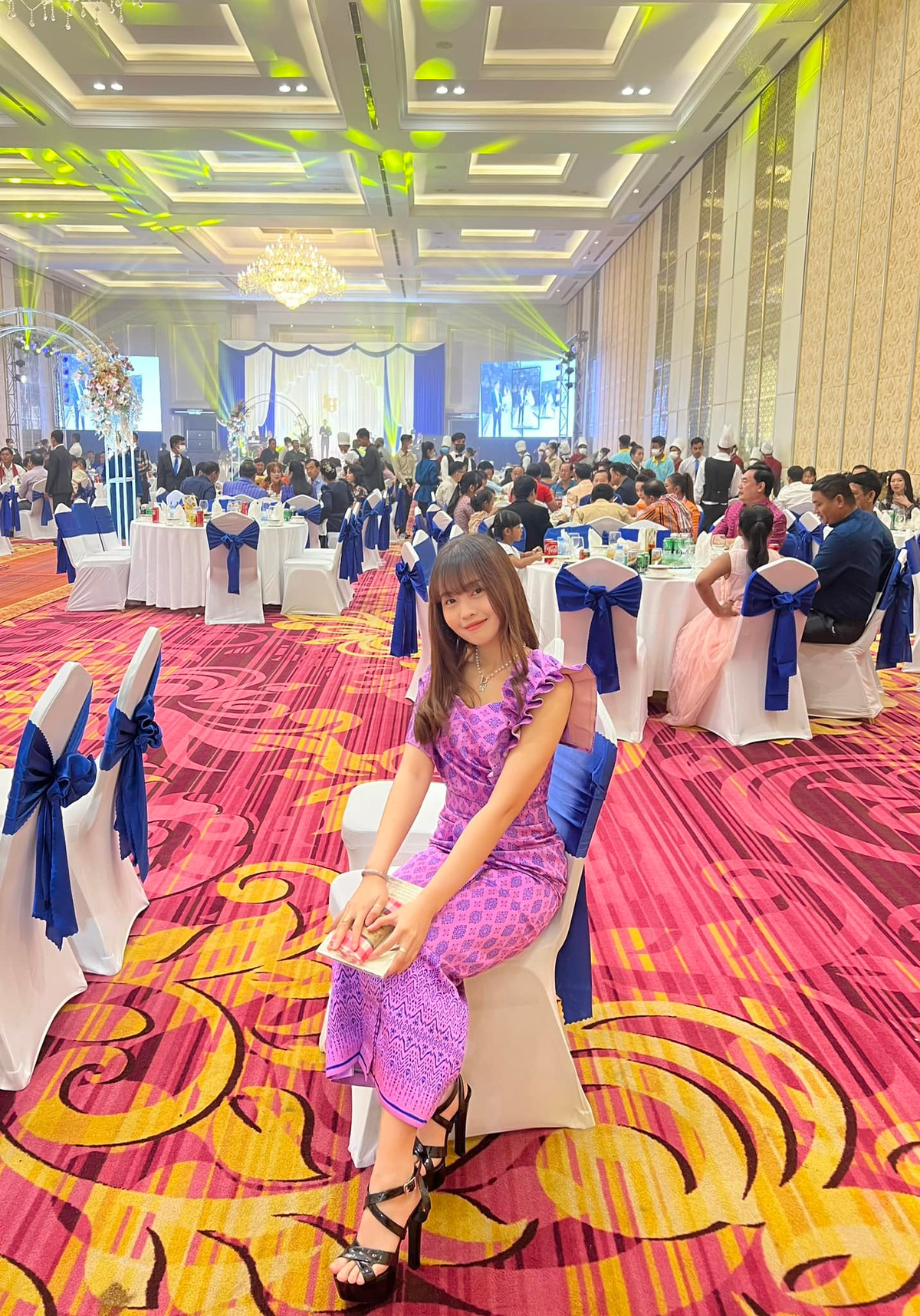 Trên trang cá nhân, nữ võ sĩ Lyna Chhoeung thường xuyên cập nhật những hình ảnh đời thường xinh đẹp của bản thân.