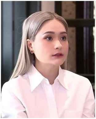 Mới đây, "nữ đại gia quận 7" Đoàn Di Băng đã chia sẻ lại khoảnh khắc lên sóng truyền hình của mình trên bản tin Doanh nghiệp - Doanh nhân trên VTV1.