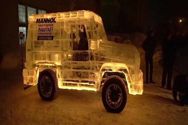 Video: Chiem nguong sieu xe Mercedes-Benz G-Class lam tu bang