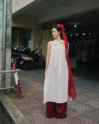 Thậm chí, không ít người hâm mộ còn bày tỏ, nếu Yên Đan “xuyên không” về thời ngày xưa, có lẽ cô nàng cũng là sủng phi được ưu ái hoặc trong tứ đại mỹ nhân vì đẹp hết phần thiên hạ.