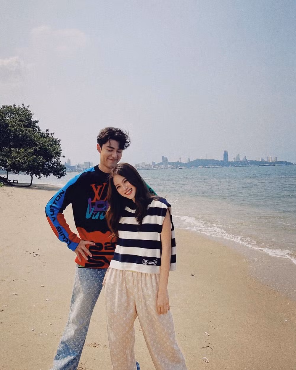 Người đẹp Thái có thể cân nhiều tạo hình khác nhau, lối trang điểm nào cũng toát lên sức hút riêng.