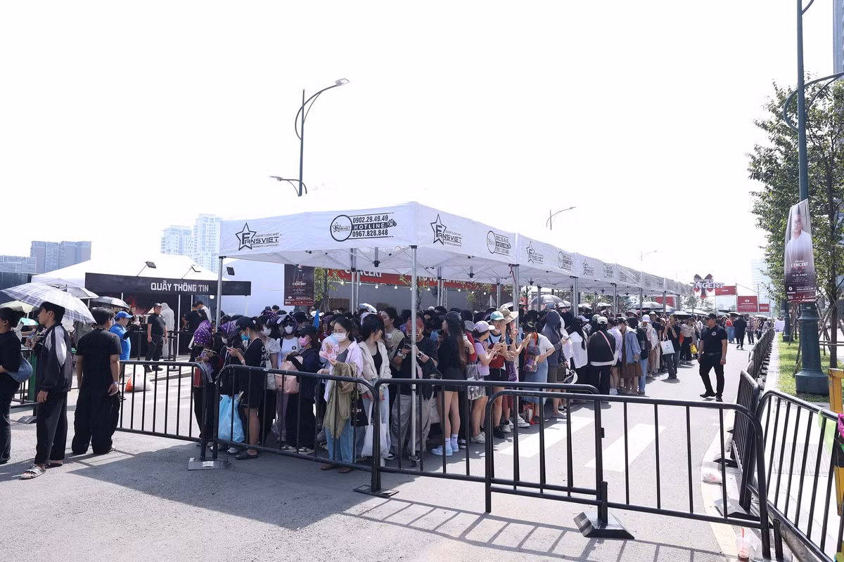 Do đó, sức nóng mà 2 concert "Anh trai" mang lại khiến cả những ai chỉ theo dõi qua màn ảnh nhỏ cũng cảm thấy háo hức, nhộn nhịp.